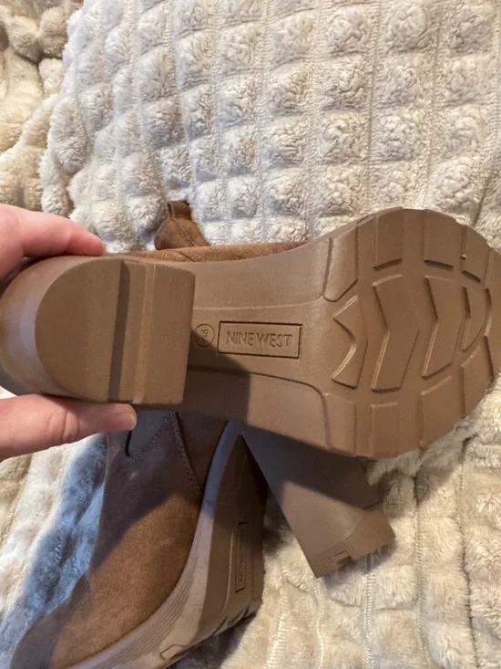 NINE WEST Women’s Brown Suede Platform Chelsea Boots - Picture 3 of 3